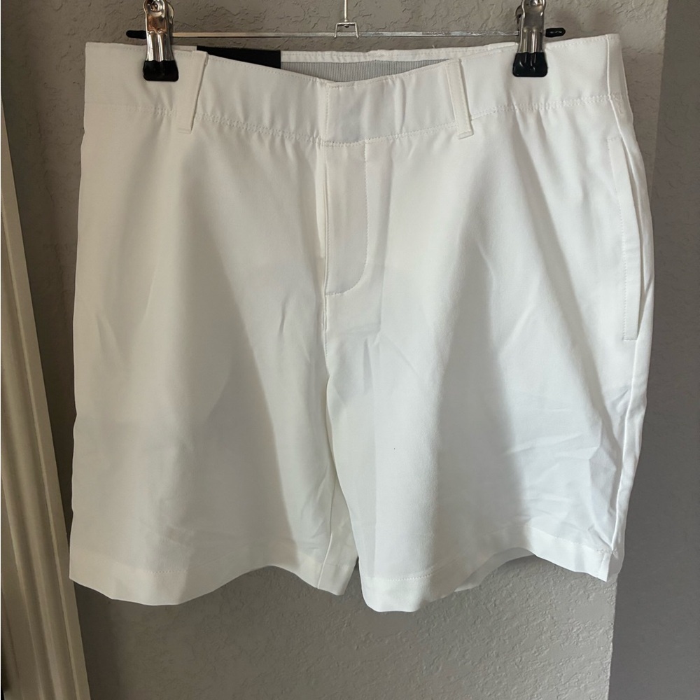 Women’s Under Armour White golf Shorts